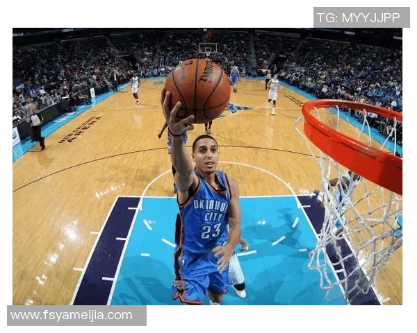 扎克拉文的篮球之路：从天赋少年到NBA明星的成长故事